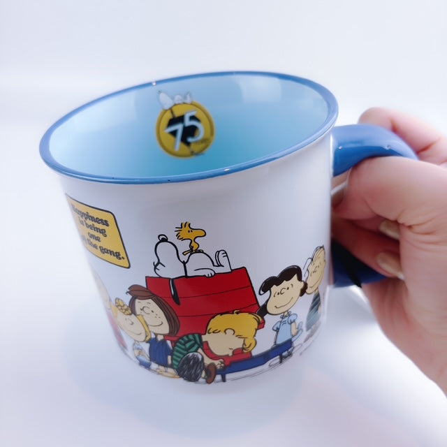 Rae Dunn Peanuts Tasse Charlie Brown Snoopy Le bonheur est à la maison avec couvercle - France Rae Dunn Peanuts Tasse Charlie Brown Snoopy Le bonheur est à la maison avec couvercle - France