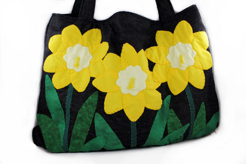 Daffodil Applique Denim Shoulder Handbag - PitaPats.com