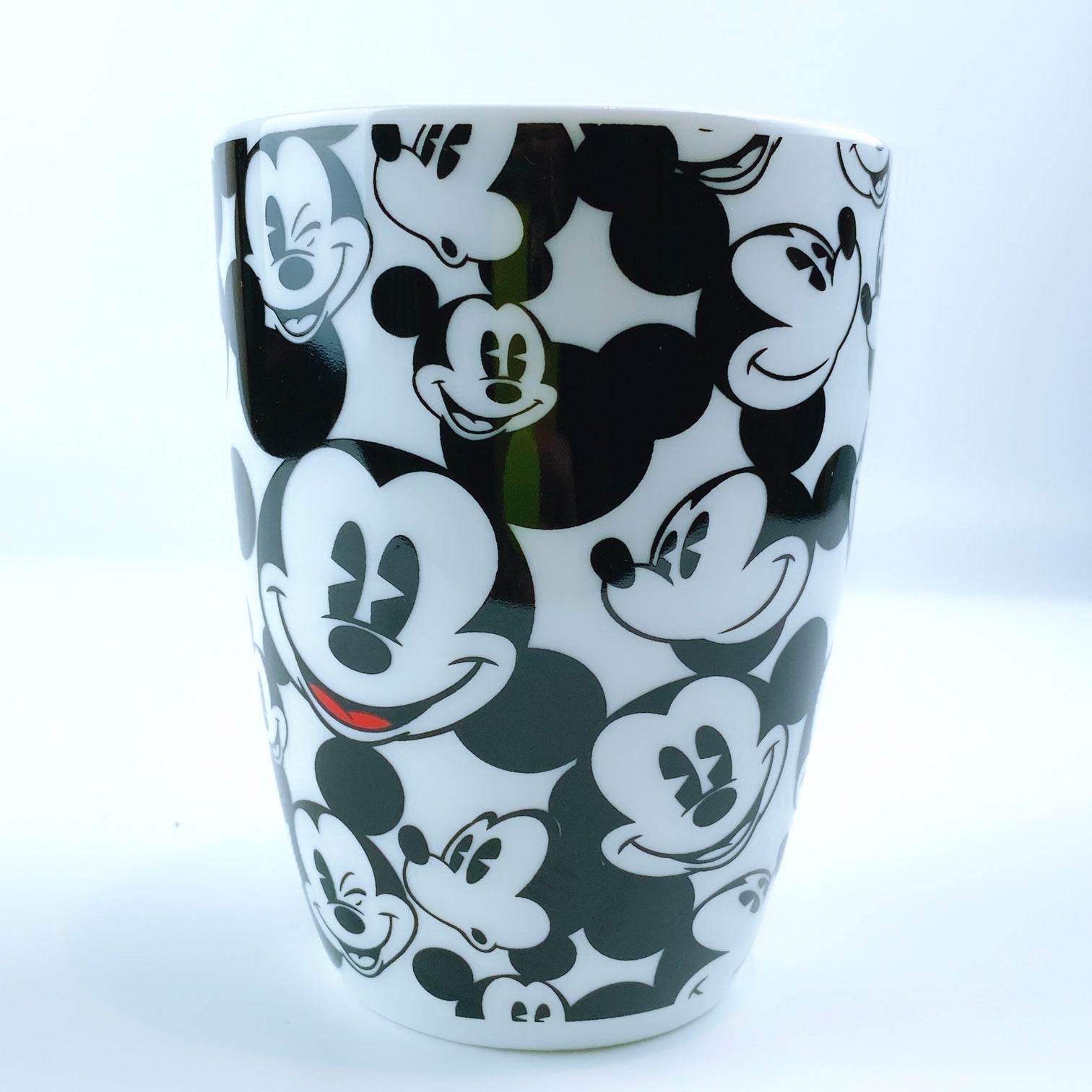 Pair of Classic Disney Mickey Mouse Coffee Mugs - Cup - Black Red